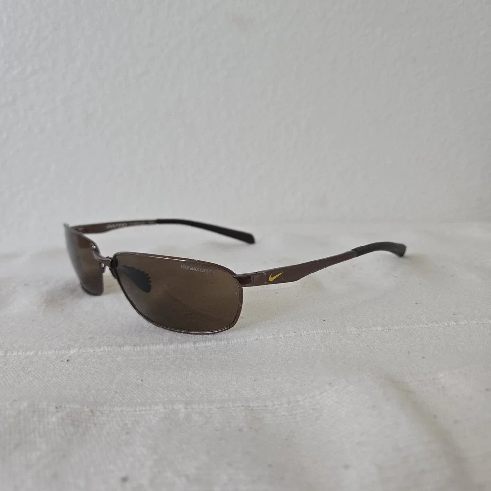 Nike Avid EV0569 203 Brown Wrap Sunglasses Frames 61-16 135 Designer Men Women
